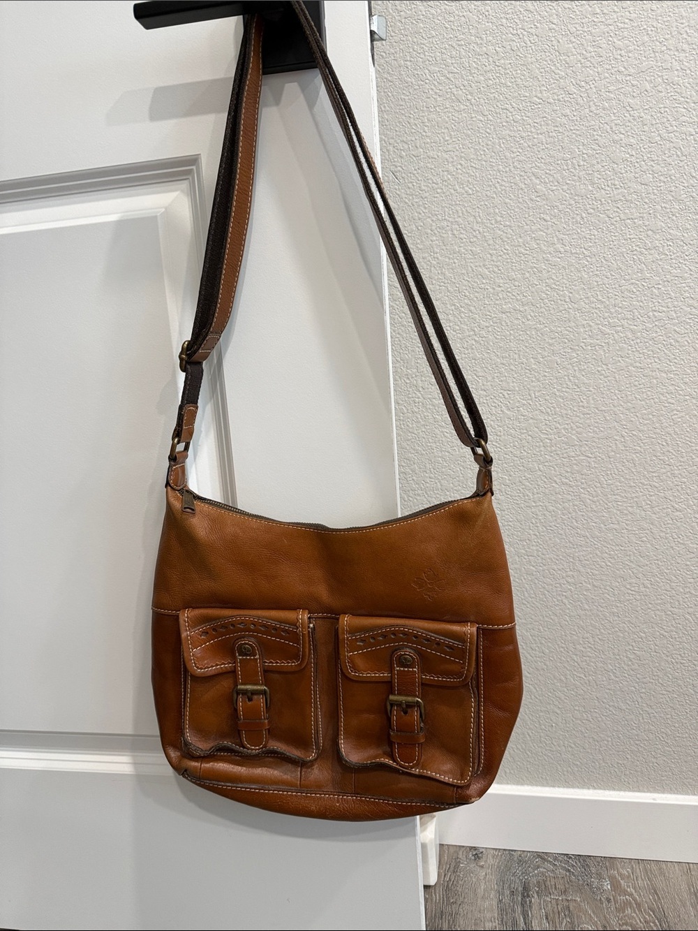 Patricia Nash crossbody shoulder leather bag